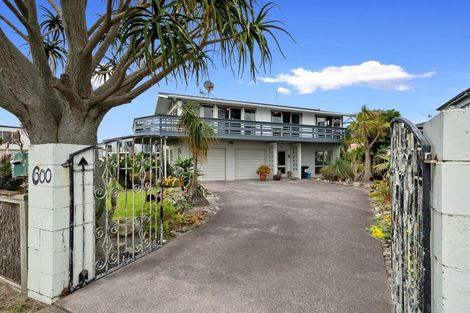 Photo of property in 600 Papamoa Beach Road, Papamoa Beach, Papamoa, 3118