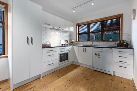 Photo of property in 312 Main Road, Tawa, Wellington, 5028