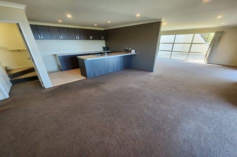 Photo of property in 6 Redcliffs View Lane, Redcliffs, Christchurch, 8081