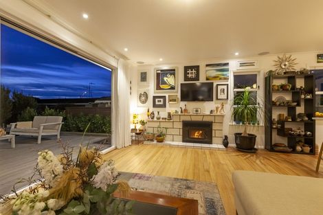 Photo of property in 260 Rosetta Road, Raumati Beach, Paraparaumu, 5032