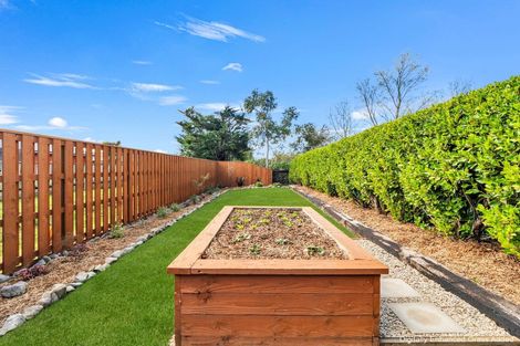 Photo of property in 4 Stonebridge Lane, Oxford, 7430