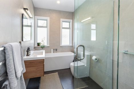 Photo of property in 3 Strowan Road, Strowan, Christchurch, 8052