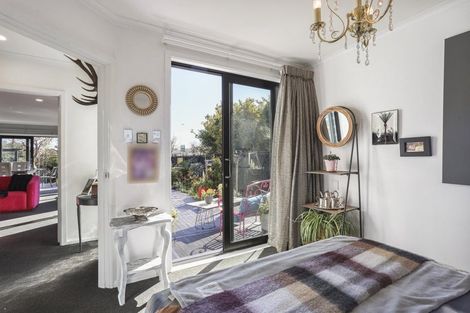 Photo of property in 1/328 Main North Road, Redwood, Christchurch, 8051