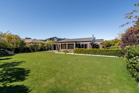 Photo of property in 8 Baker Grove, Wanaka, 9305