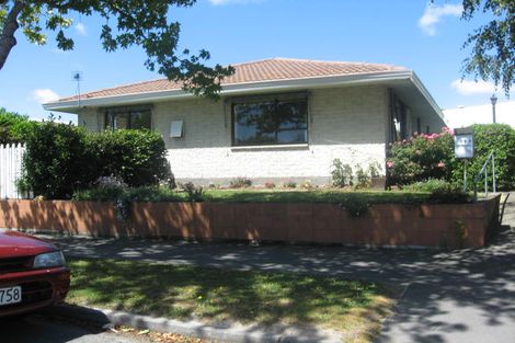 Photo of property in 2/52 Lochee Road, Upper Riccarton, Christchurch, 8041