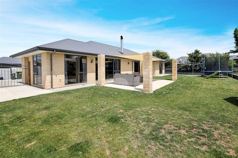 Photo of property in 5a Buckleys Terrace, Tinwald, Ashburton, 7700