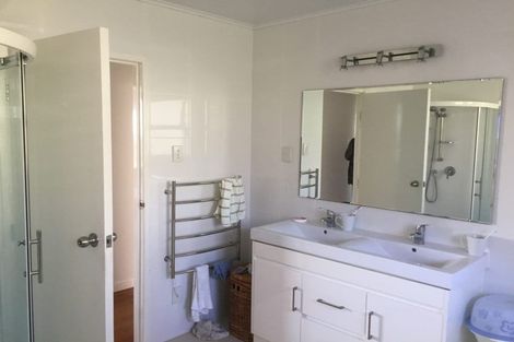 Photo of property in 2 Evergreen Crescent, Trentham, Upper Hutt, 5018