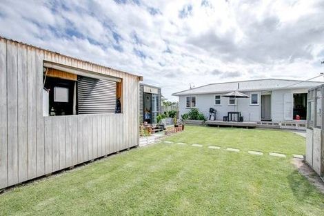 Photo of property in 7 Merton Crescent, Pirimai, Napier, 4112