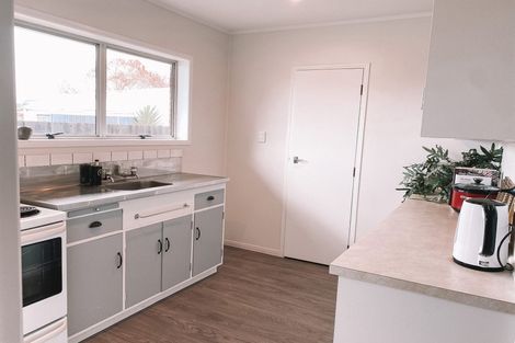 Photo of property in 2/551a Weymouth Road, Weymouth, Auckland, 2103