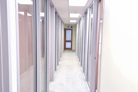 Photo of property in 122 Victoria Avenue, Hokowhitu, Palmerston North, 4410