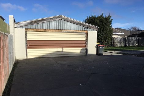 Photo of property in 21 Broadbent Street, Riccarton, Christchurch, 8041