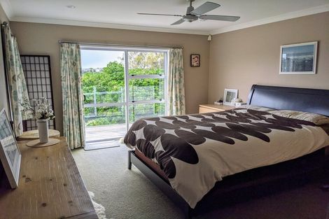 Photo of property in 90 Exmouth Road, Northcote, Auckland, 0627