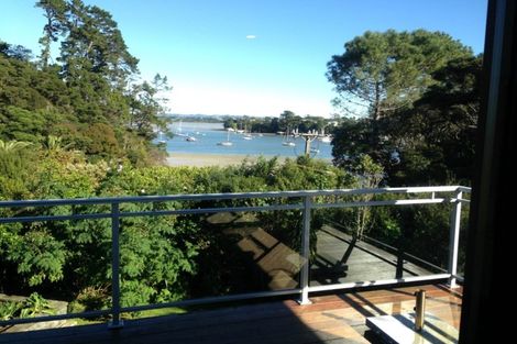 Photo of property in 18 Rahui Road, Greenhithe, Auckland, 0632