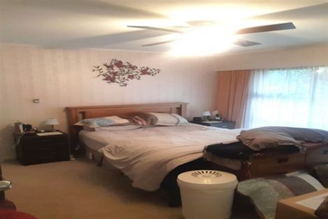 Photo of property in 10 Hazeldene Place, Opaheke, Papakura, 2113