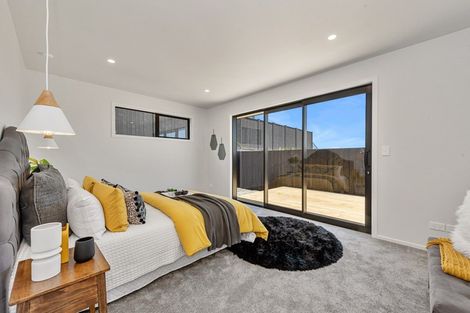 Photo of property in 12 Bosun Place, Te Atatu Peninsula, Auckland, 0610