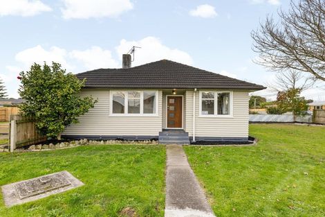 Photo of property in 2 Yeats Crescent, Fairfield, Hamilton, 3214