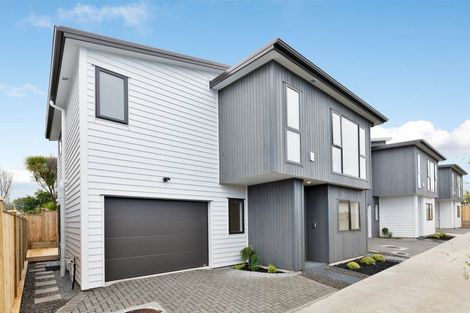 Photo of property in 21c Montgomery Avenue, Belmont, Auckland, 0622
