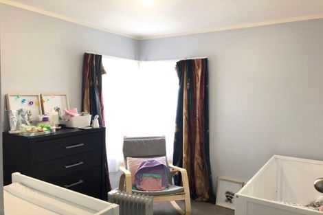 Photo of property in 1/11 Ballater Place, Highland Park, Auckland, 2010