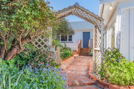 Photo of property in 14 Tower Avenue, Waverley, Dunedin, 9013