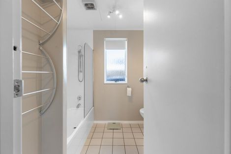 Photo of property in 124b Roberts Line, Kelvin Grove, Palmerston North, 4414