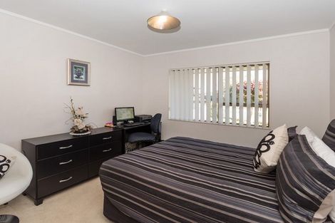 Photo of property in 4a Sunshine Place, Papakura, 2110