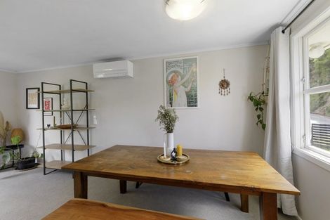 Photo of property in 2 Amos Way, Kingston, Wellington, 6021