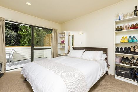 Photo of property in 19/19 Bush View Lane, Northcote Point, Auckland, 0627