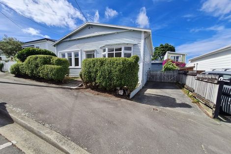 Photo of property in 11 Angus Avenue, Berhampore, Wellington, 6023