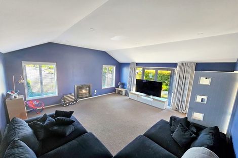 Photo of property in 74 Lamorna Road, Parklands, Christchurch, 8083