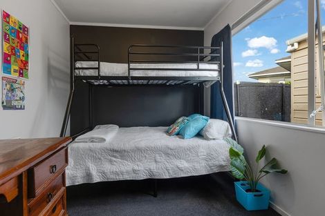 Photo of property in 2 Cable Bay Block Road, Cable Bay, 0420