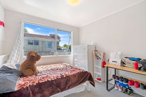 Photo of property in 6 Karina Place, Glen Eden, Auckland, 0602