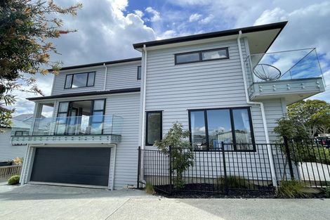 Photo of property in 11d Manuwai Road, Torbay, Auckland, 0630