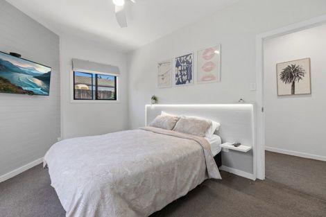 Photo of property in 728 Papamoa Beach Road, Papamoa Beach, Papamoa, 3118