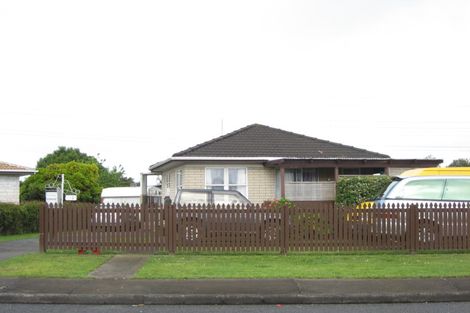 Photo of property in 93 Chichester Drive, Rosehill, Papakura, 2113