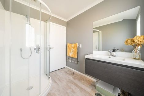 Photo of property in 2 Ron Fawcett Way, Wainuiomata, Lower Hutt, 5014