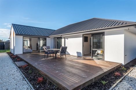 Photo of property in 16 Sorrel Gate, Halswell, Christchurch, 8025