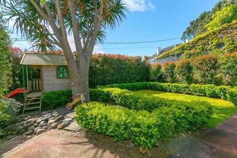 Photo of property in 18 David Street, Westown, New Plymouth, 4310