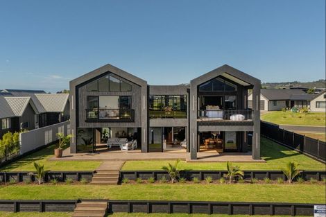 Photo of property in 91 Leeward Drive, Whitianga, 3510