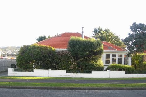 Photo of property in 26 Kapiti Crescent, Titahi Bay, Porirua, 5022