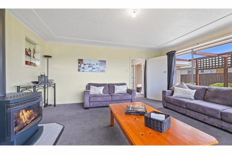 Photo of property in 63 Epsom Road, Sockburn, Christchurch, 8042