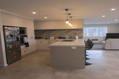 Photo of property in 208 Navigation Drive, Whitby, Porirua, 5024