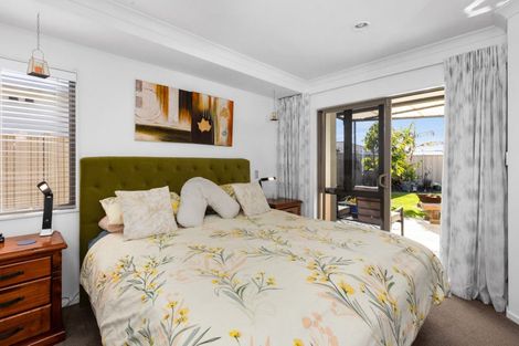 Photo of property in 9 Pania Place, Poraiti, Napier, 4112