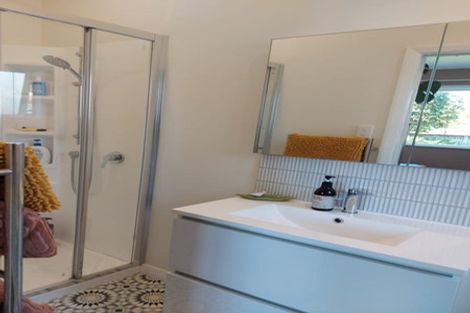 Photo of property in 5 Hood Avenue, Heretaunga, Upper Hutt, 5018