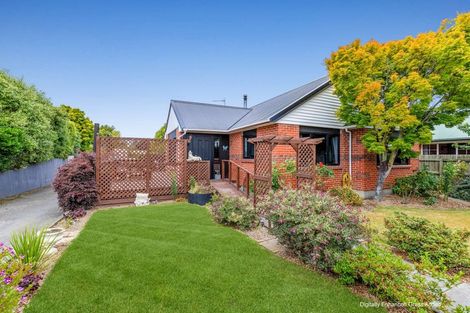 Photo of property in 10 Church Street, Hampstead, Ashburton, 7700