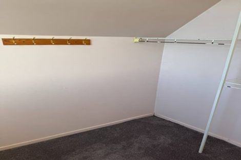 Photo of property in 2/7 Calypso Place, Rothesay Bay, Auckland, 0630