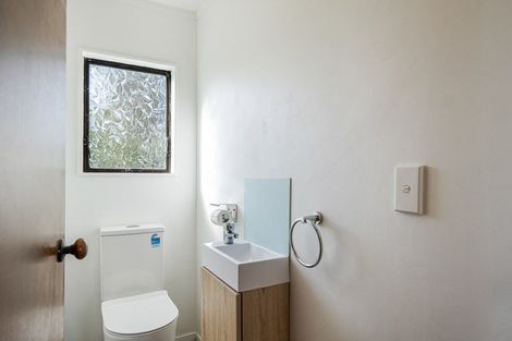 Photo of property in 6 Kawiu Road, Levin, 5510