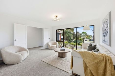 Photo of property in 178 Prince Regent Drive, Farm Cove, Auckland, 2012