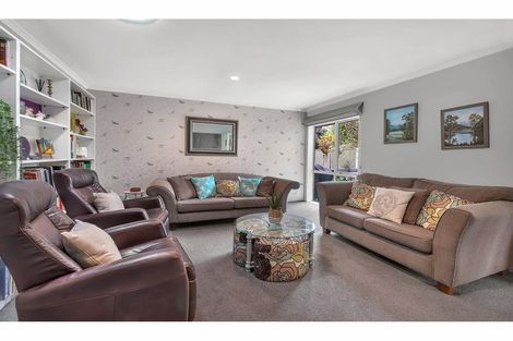 Photo of property in 7 Church Street, Oxford, 7430