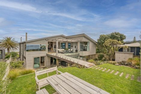 Photo of property in 40 Paku Drive, Tairua, 3508