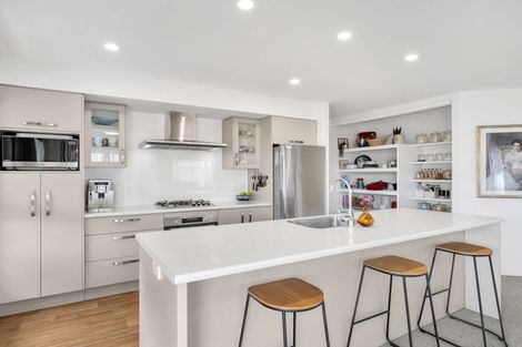 Photo of property in 4 Stonebridge Lane, Oxford, 7430